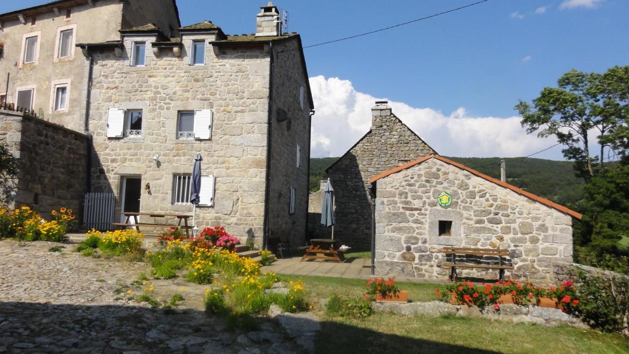 Gite Les Ducs Mialanes Exterior foto